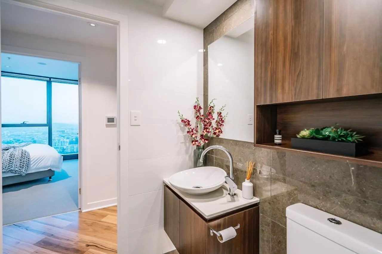 Heavenly Views Above 60F - New Luxury 2Bd/2Bath. Hotel Brisbane Apartment